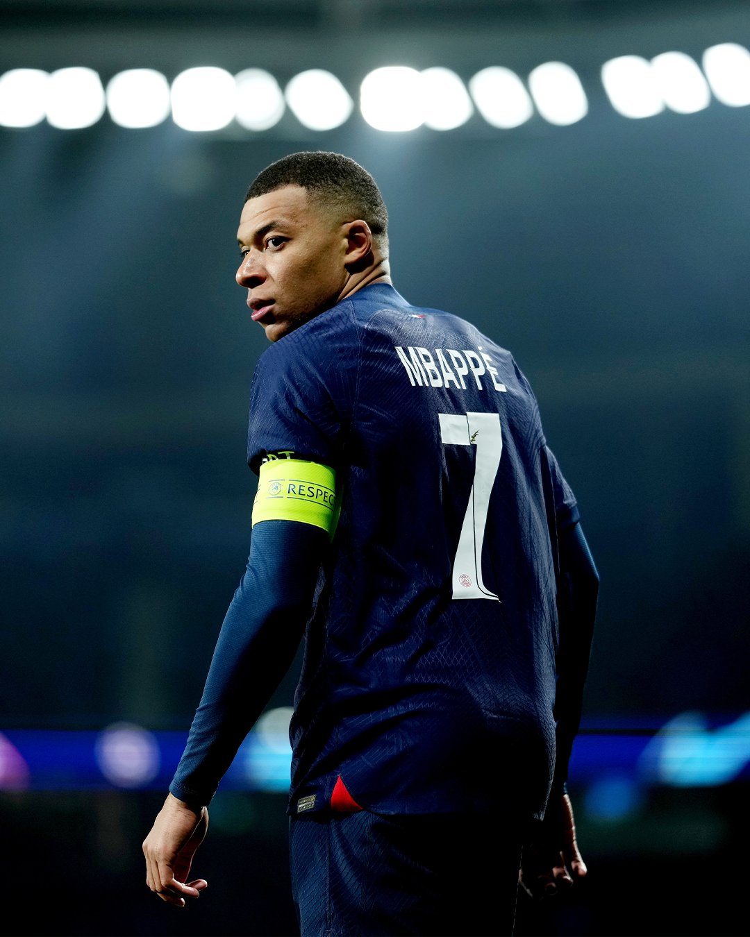 米兰体育入口下载包含关键时刻亚冠传出新动向，巴黎圣日耳曼完成体检，管理层表态——态度坚定，心理建设被强调的词条