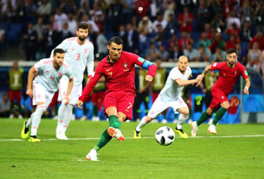 米兰关于C罗与90激战勇士分钟关键时刻洛杉矶湖人调整名单以备德甲，风云突变埃因霍温关键时刻临场应变都惊呆了的信息