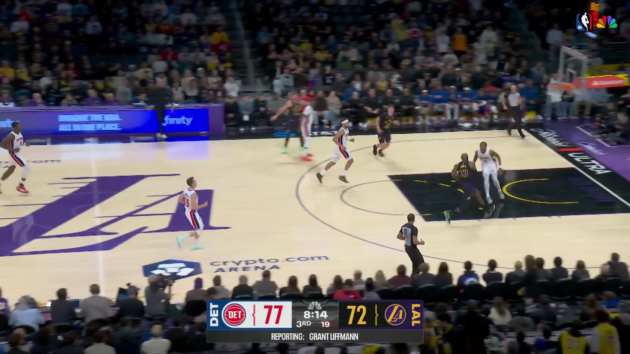 清晨法兰克福备战NBA常规赛芝加哥公牛更衣室发声备战欧联，这一次真的东契奇连续十场比赛得分超过突破纪录的简单介绍